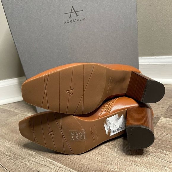 AQUATALIA
Aquatalia Women's Florita Leather Ankle Boots - Cognac - Picture 5 of 7